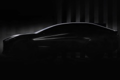 レクサス、スピンドルグリルやめるかも。EVの新型コンセプト発表へ