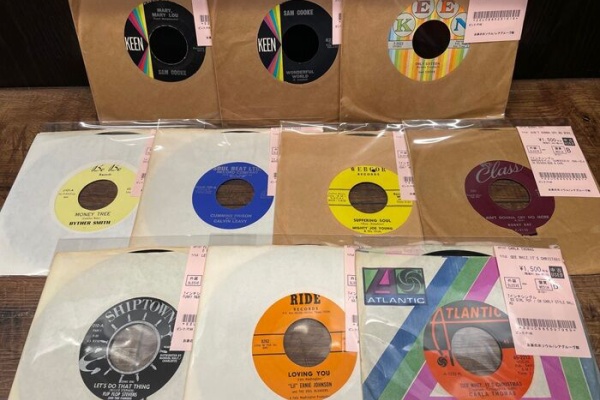 Super Soul 1-4, R&B 1-4, Blues : CD 10枚組 ブラック・アンド・ブルー＜スーパー・デラックス・エディション