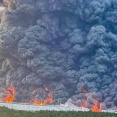 ロシア、ウクライナの大規模ドローン攻撃により国内最大級の物流倉庫が大炎上