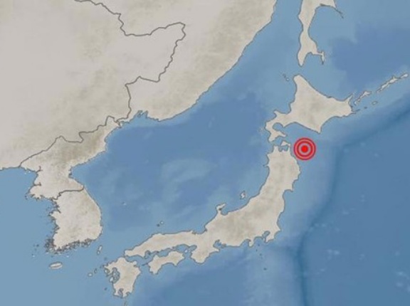 日本の青森県沖地震…火災、道路陥没、停電などの被害相次ぐ＝韓国の反応