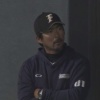 日ハム栗山監督＆小笠原コーチ、チャンスで打てない打線にイライラ…