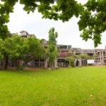 【社会】平日昼しか開かない銀行・役所に不満が噴出