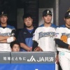 日ハム清宮、先輩の石井に向けて「ピン（石井の愛称）、元気出していこうぜ！」 	