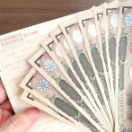 会社「ボーナス90万あげりゅ」銀行「70万しか入ってませんよ？」→結果→！