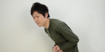 【ヒステリックな嫁】食中毒で寝込んでる僕に「携帯を買ってこい！」と無言の圧力…こんな状態で行かせるつもりか…