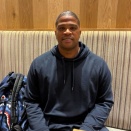 DeNAビシエドが来日「また日本に帰ってこれて嬉しい」