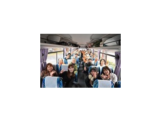 【動画】元HKT48田中菜津美の爺だらけバスツアー動画、滝沢ガレソが拡散しバズるｗｗｗｗｗｗｗｗｗｗｗ