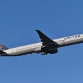 Ｂ７７７ー３００
