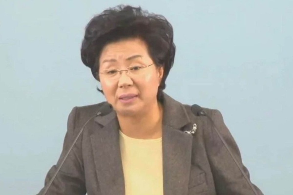 メディアの棚 教会の不祥事