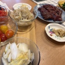 レバニラ、春巻きと馬刺しの晩ご飯