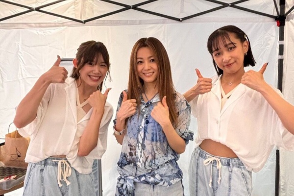 倉木麻衣FC会員　バ-スデイカ−ド5枚と年賀誕生日カ−ド１５枚 倉木麻衣FC会員 バ-スデイカ−ド5枚と年賀誕生日カ−ド15枚