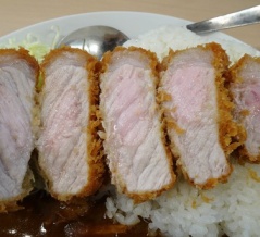 ■小川町の「いっぺこっぺ」で、デカ盛りカツカレー！