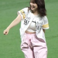 【勝利の女神】有名美女声優の内田真礼さん、ソフトバンク戦で始球式