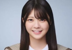 【朗報】冨里奈央、セブイレ外仕事で選抜復帰おもらしw w w w w