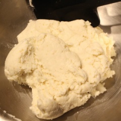 カリもち！フライパンで作る米粉の焼きカレーパン