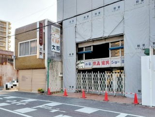 1895年創業の柴為家具建具店、建て替え？（小牧市小牧）