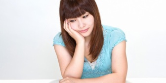 高給取りの旦那と離婚を考えているんだけど、高卒専業主婦の私は親権を放棄するべきなのかな…