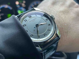 飛田直哉さんの時計