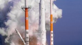 韓国「ウリ達のロケットが上がったニダ！」 ロシア「ロシア産新型ロケットの初飛行実験成功」