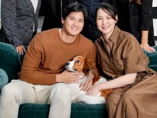 MVP発表時に大谷が着ていたセーター10万円ｗｗｗｗｗｗｗ