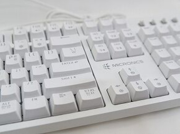 なんでタッチパネル式キーボードって出ねえの？