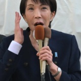 消費減税で発言ぶれる高市首相　過去には「政権の致命傷」にも