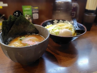 ラーメン 大山家 昭島店＠昭島市<とき卵つけ麺＋味玉>