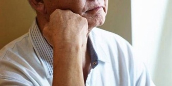 嫁実家で酔った義父が俺に暴言。嫁含め一家誰も止めずソッポ向いてる…もう別れるしかないでしょう！