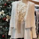 華やぎブラウスコーデ♪