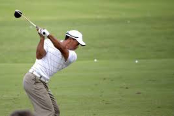 肩甲骨でドライバーの飛距離を伸ばす方法 アオイの１分間ゴルフ上達ブログ