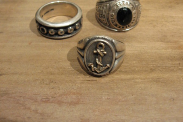 ラスト Rust made in England 5ホールマーク バングル RUST made in england – Hallmarks Bangle – 】 – JAMES