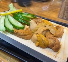 立ち飲みでウニ1枚食いできた日！魚も肉もリーズナブル！　立ち飲み八番　布施