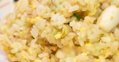 抜群の美味しさ♪シーフード炒飯