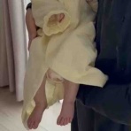 初めて抱っこであやしました