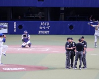 【阪神】小野寺暖の打席でボールカウントがひとつ減る“珍事”　佐藤輝明は「WHY」ポーズ