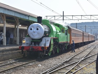 【静岡・大井川家族旅行②】大井川鐡道でトーマスの仲間に会う＆日本唯一の「アプト式列車」に乗車♪