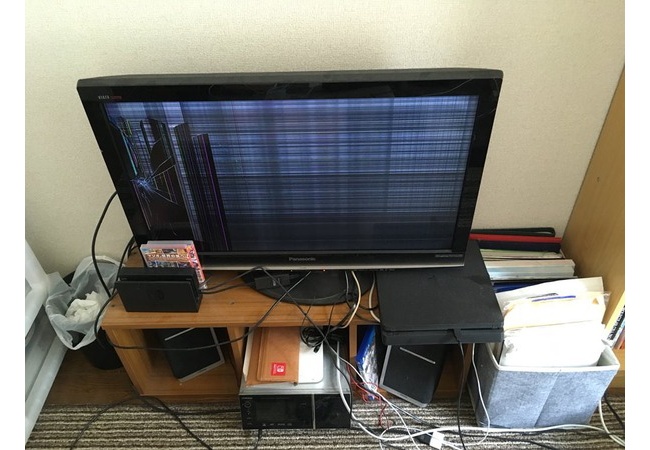 地震でテレビぶっ壊れて遊べないｗｗｗｗｗｗｗｗｗｗｗｗ