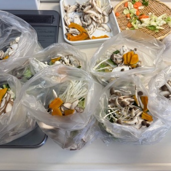 めっちゃ便利!!具沢山スープの具材冷凍♪