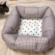100円クッションで作る猫ベッド