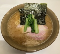 家系ラーメン 革新家TOKYO【東京】ラーメン