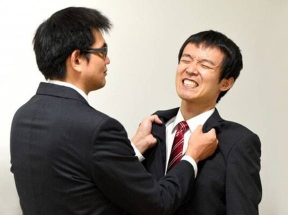 敵「死んだ親の借金一億円払え！」ワイ「ないです」敵「じゃあとりあえず100円だけ払って」⇒