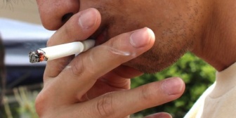 うちの息子は父親が大嫌いなんだよね。理由はタバコにアレルギーがあるのに父親が禁煙しないから