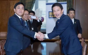 【国民民主党】玉木雄一郎さん　気付く「党の綱領に”中道”とかいうキショワード使ってしまった・・・これ変更したほうがいいな」