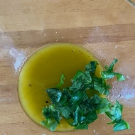 おつまみにぴったり〜カブと生ハムのマリネ