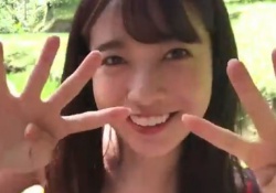 【驚愕】斉藤優里、”胸元ゆるめ”がアップで映る動画がコチラ。。。