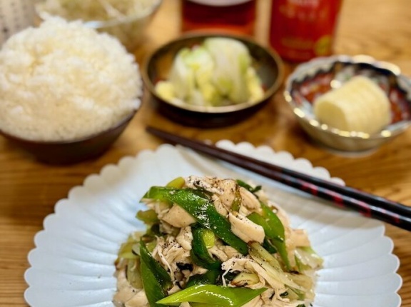 自宅めし　ネギとささみの胡麻油炒め