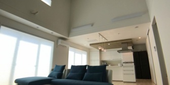 【新築】リビングは吹き抜けにした。広くはないけれど、開放感があり最高ｗｗ