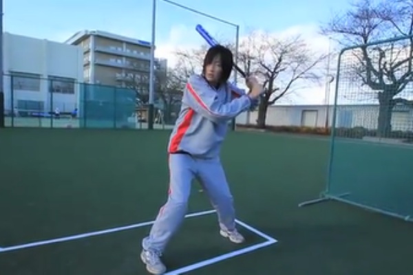 初心者向け ソフトボールのバッティングの基礎は構えにある ソフトボール上達 Com