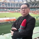 【ﾌｧﾝｻﾏﾘｨ】アジア大会に金正恩氏が登場 「ミサイル」手に批判　サッカー女子1次リーグの韓国―北朝鮮戦にそっくりさん