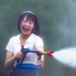 『[ノイミー] 自分のオタクを見つけて満面の笑みで高圧洗浄機をぶっ放す尾木さんｗ』の画像